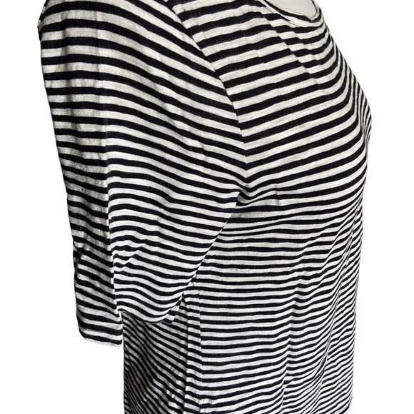 Talbots nautical T⛵️ - Picture 3 of 4